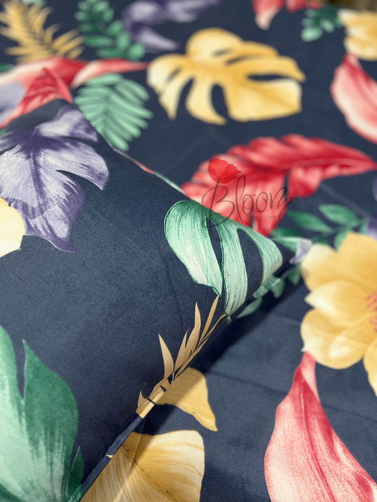 MOROCCAN BOHO BEDSHEET WITH TWO PILLOW COVERS. 