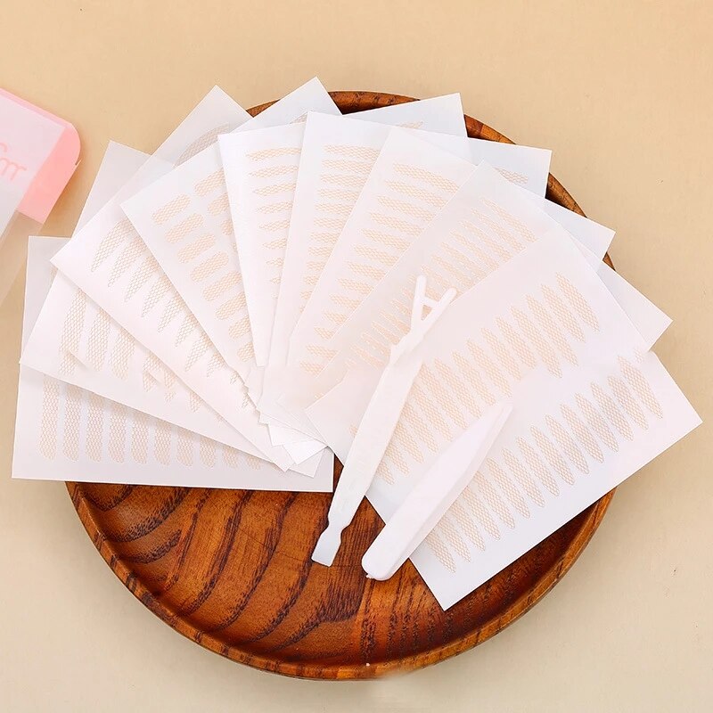 240Pcs Double Fold Eyelid Tape Sticker Lace Nature Clear Beige Stripe Self-adhesive Natural Eye Makeup Make Up With Tool New. 