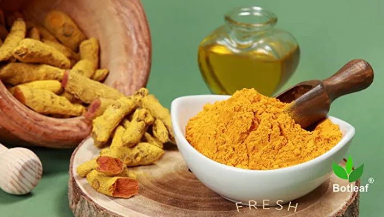 Dhathri Kasthuri Manjal Powder for Radiant Skin | Wild Turmeric Powder for Face | Reduces Acne, Dark Circles, Dark Spots and Marks | Kasturi Haldi Powder for Face and Body | Bottle. 