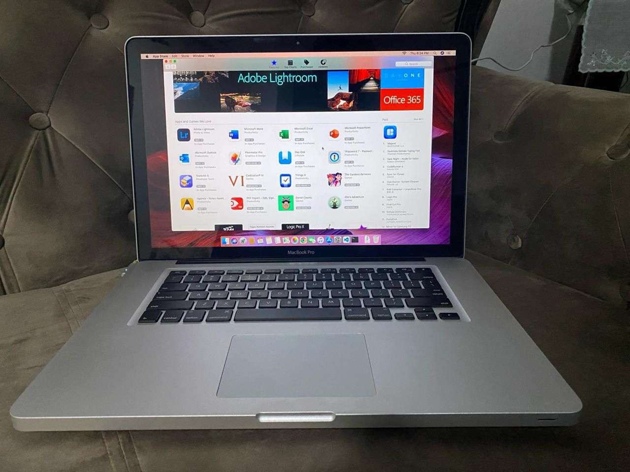 Mac Book Pro 2011/yr Silver (used) Laptop