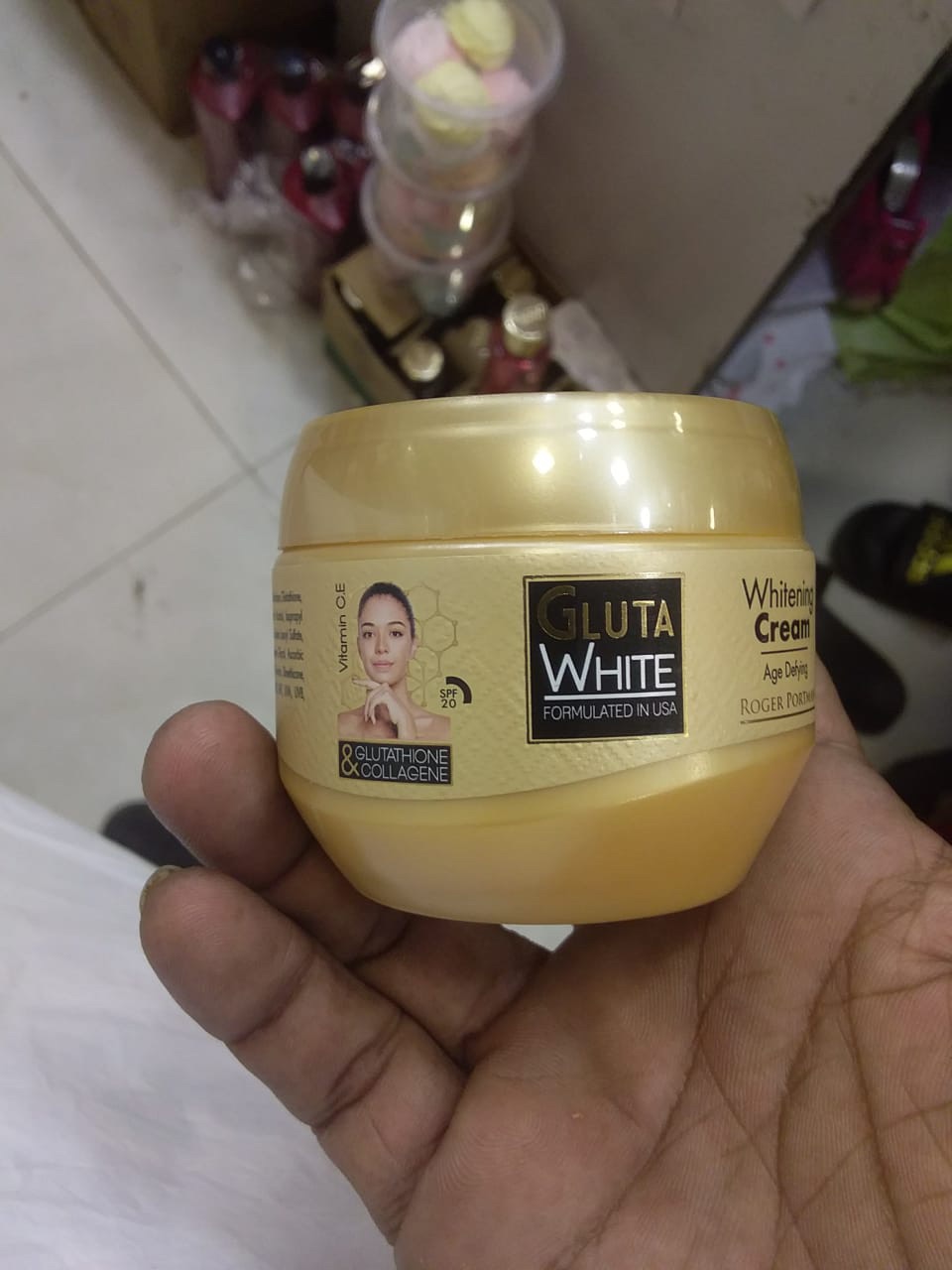 Gluta Whitening Age Defying Cream-125ml