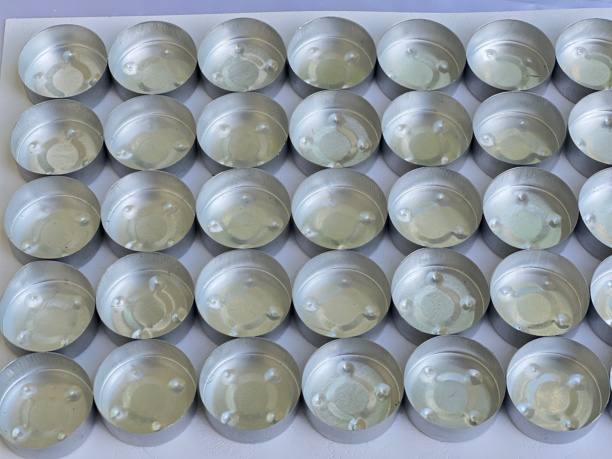 Candle cups 25 pcs empty candle making metallic cups. 