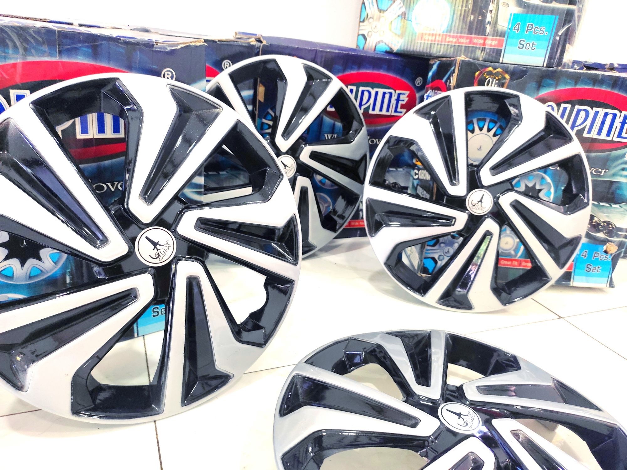 Wheel Cup 2 Color  Rim Cover Plastic Rim Cups For 12" Size Rims ( Alto,Maruti) Any 12" Wheel Size Alpine Corona. 