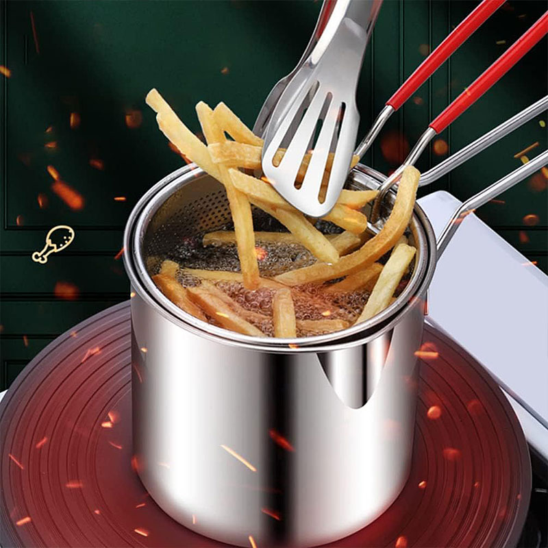 Stainless Steel Deep Fryer Pot Japanese Tempura Small Deep Frying Pan With Strainer Basket for French Fries Chicken Kitchen Pans. 