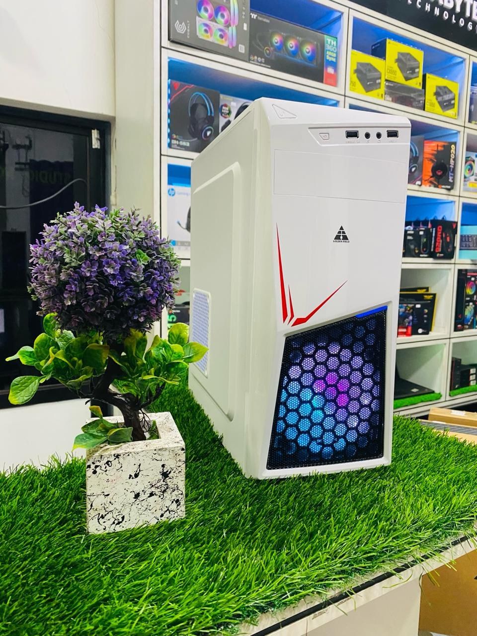 Q14B Gaming Casing White Colour