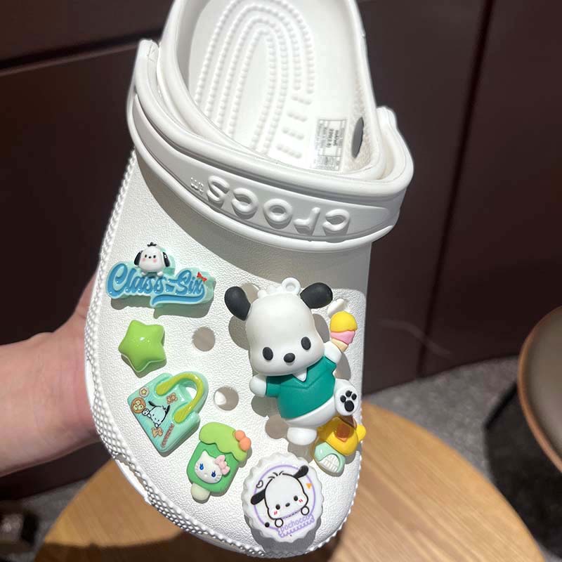 New Sanrio Kuromi Kawaii Shoes Accessories Cartoon Peripheral Cinnamoroll Melody Pompompurin Crocs Charm Buckle Charms Kids Gift. 