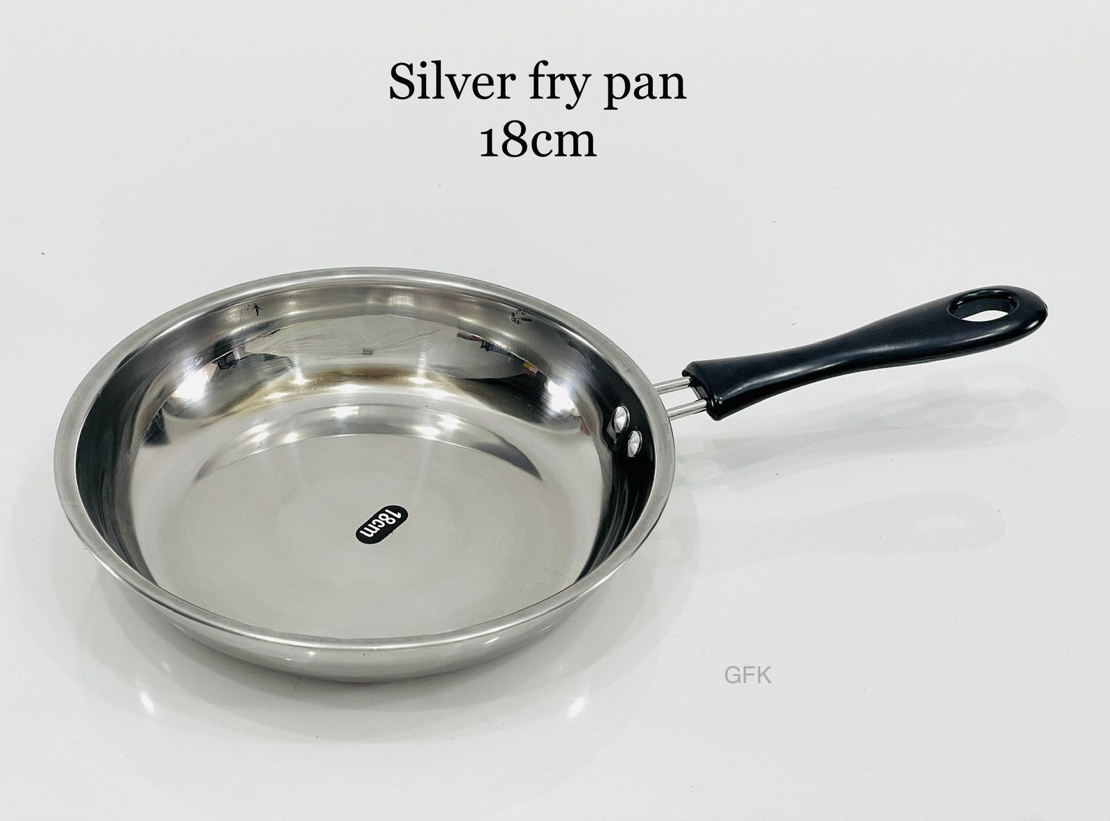 Silver Fry Pan - 18 cm Non-Stick Cooking Pan with Heat-Resistant Handle. 