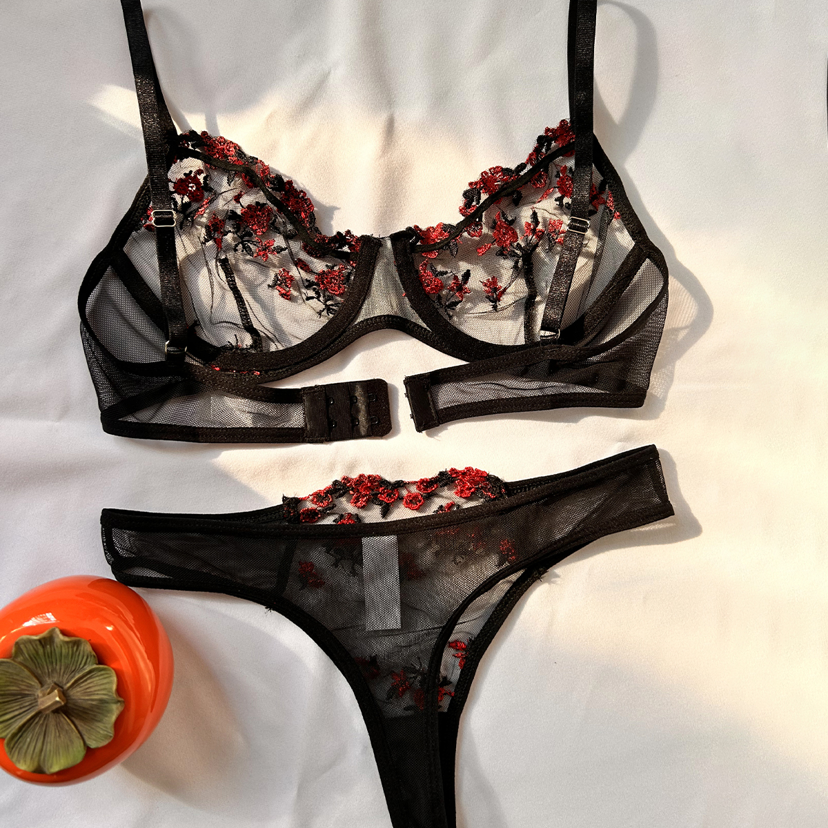New Hot Erotic Lingerie Women Embroidery Bra Thongs Sets Women's Underwear Sex Sleepwear Pornographic Exotic Set Sexy Costumes. 
