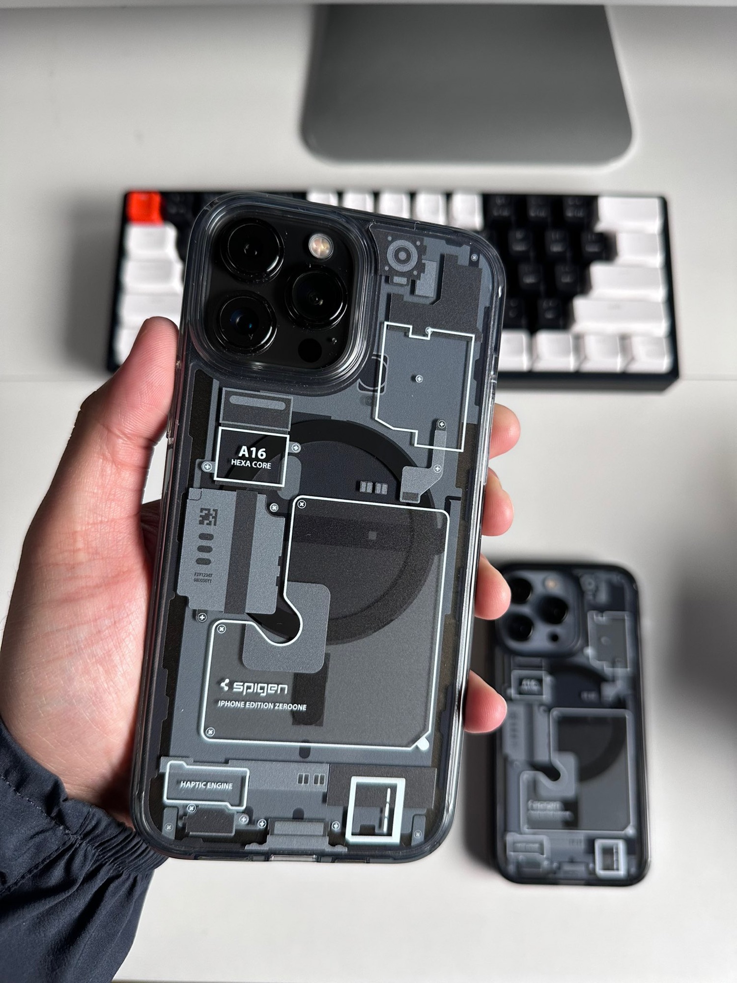 Spigen back cover (Original). 