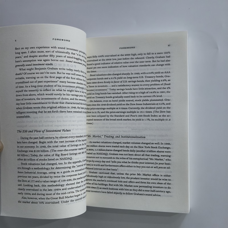 The Intelligent Investor The Definitive Book on Value Investing for Adult Financial Management Reading English Books. 