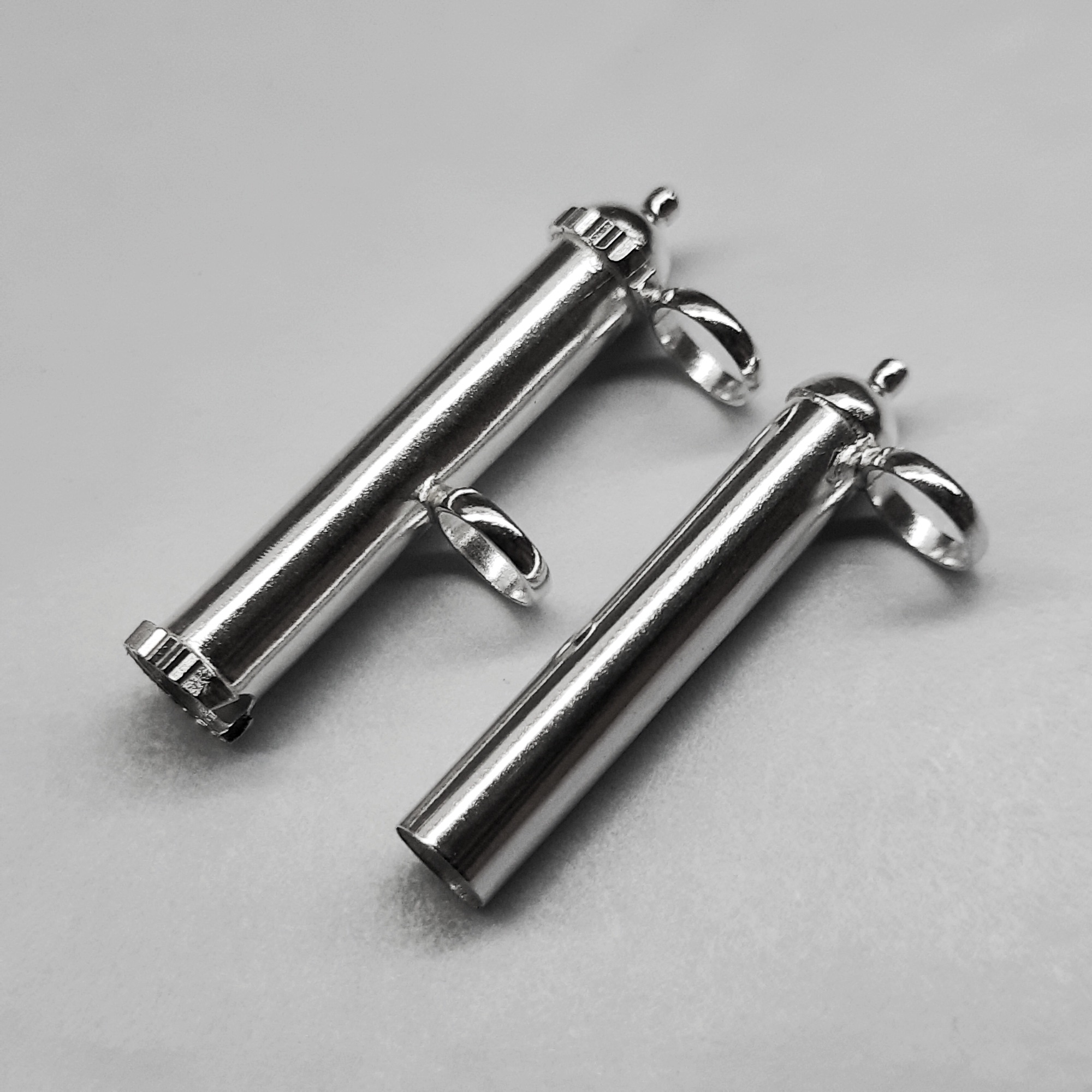 Silver 1. Inch Amulet Pendent Yanthra Sura. 