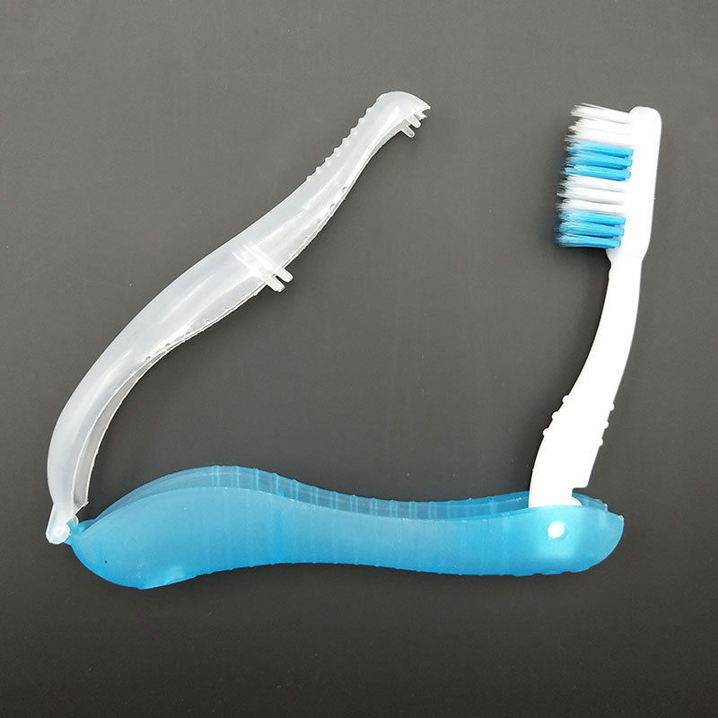 Hotel Disposable Folding Toothbrush, Business Trip, Portable Soft-Bristled Three-Fold Seahorse Toothbrush, Compact And Convenien. 