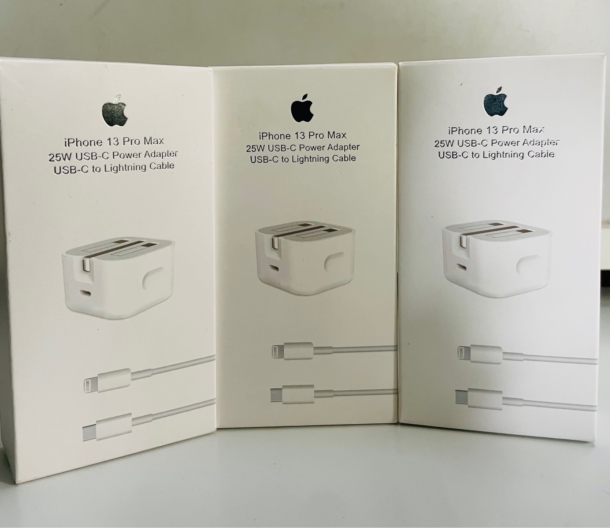 Apple iPhone High Quality 11,12,13,14 Pro Max Charger 20W USB-C Power Adapter USB-C to Lightning Cable