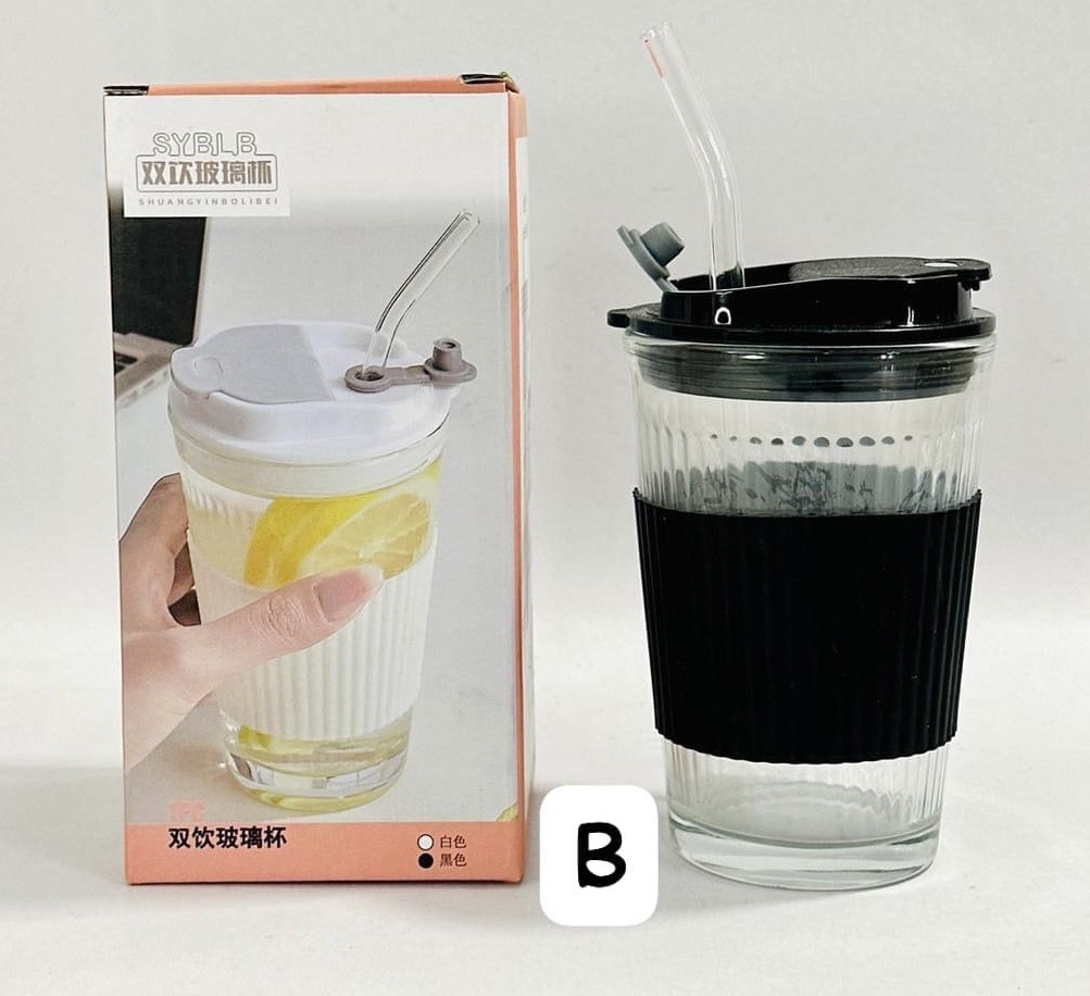 Strew Juice Cup Glass with Rubber Pouch
