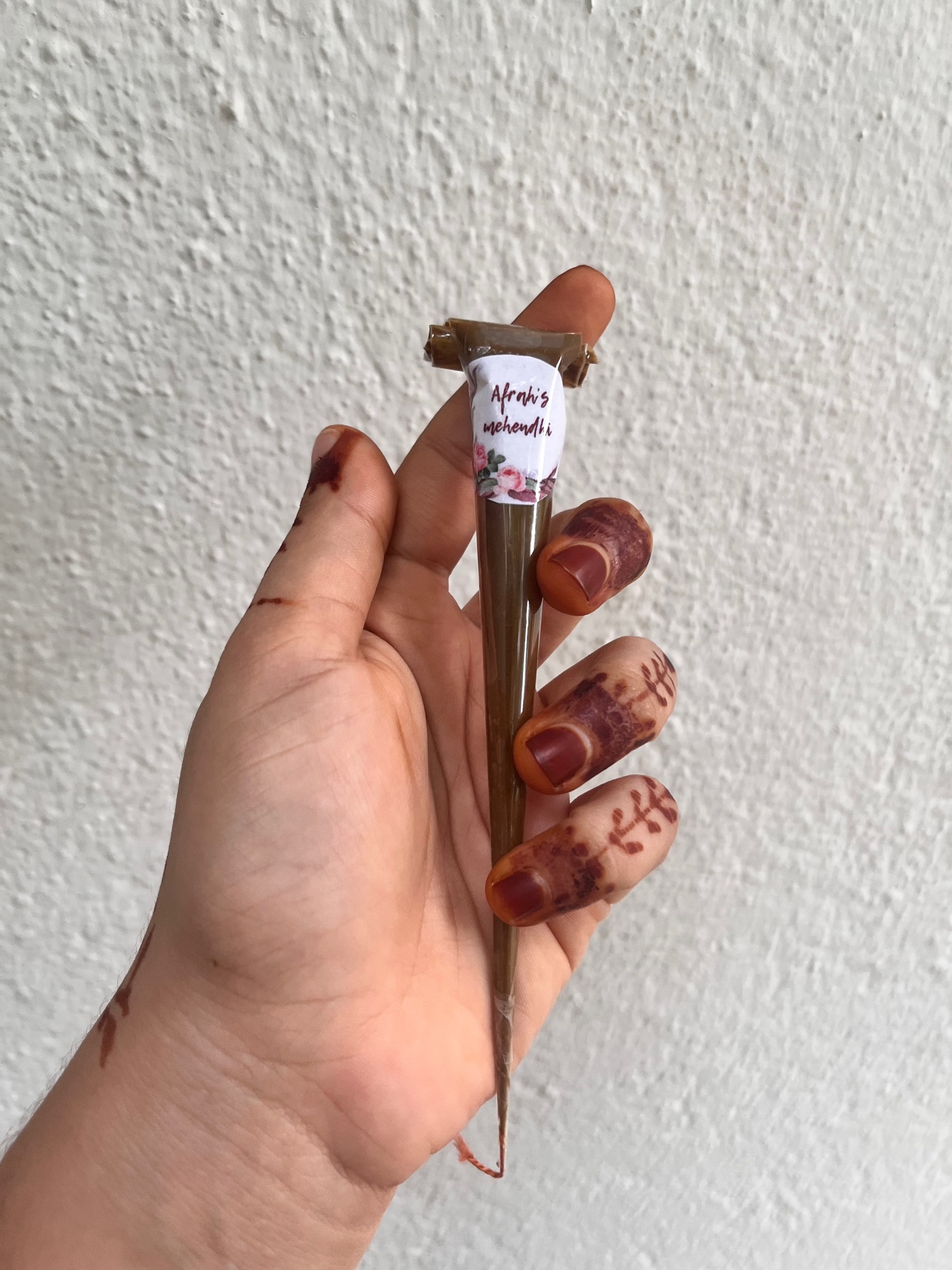 Permanent Nail Henna Cone – Long Lasting Maroon Shade, 100% Natural, 10-12 Coats. 