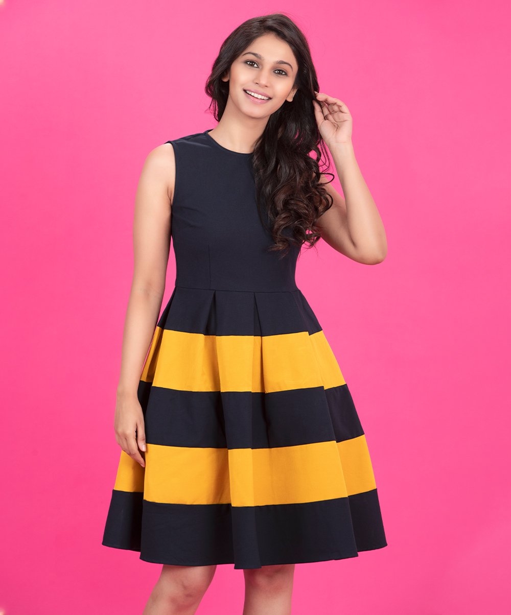 Buy fashion bug frock Online at Best Price in Srilanka - Daraz.lk