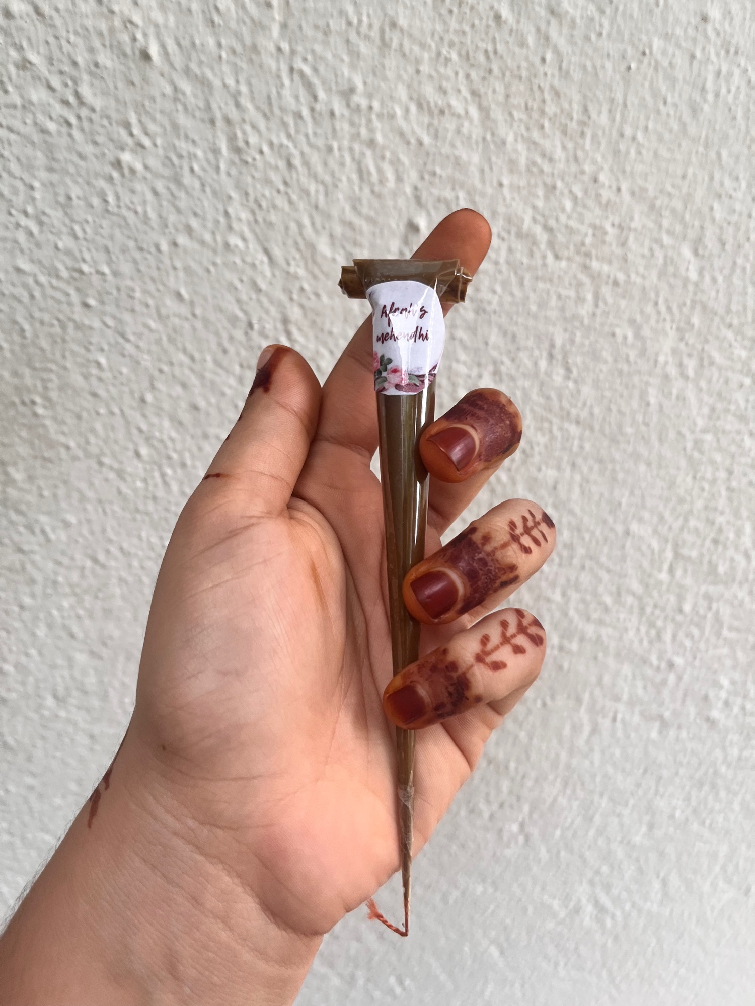 Permanent Nail Henna Cone – Long Lasting Maroon Shade, 100% Natural, 10-12 Coats. 
