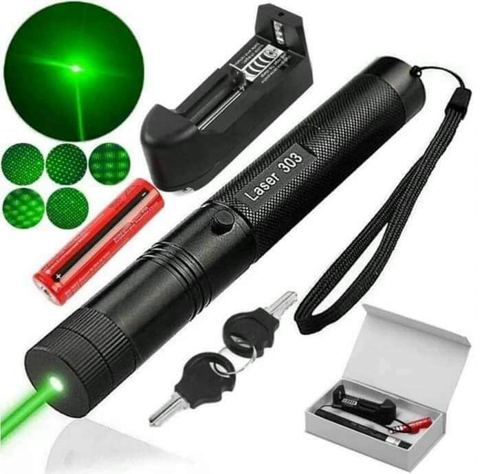 303 green and red rechargebale  lasar pointar pen with charger and kiy set. 