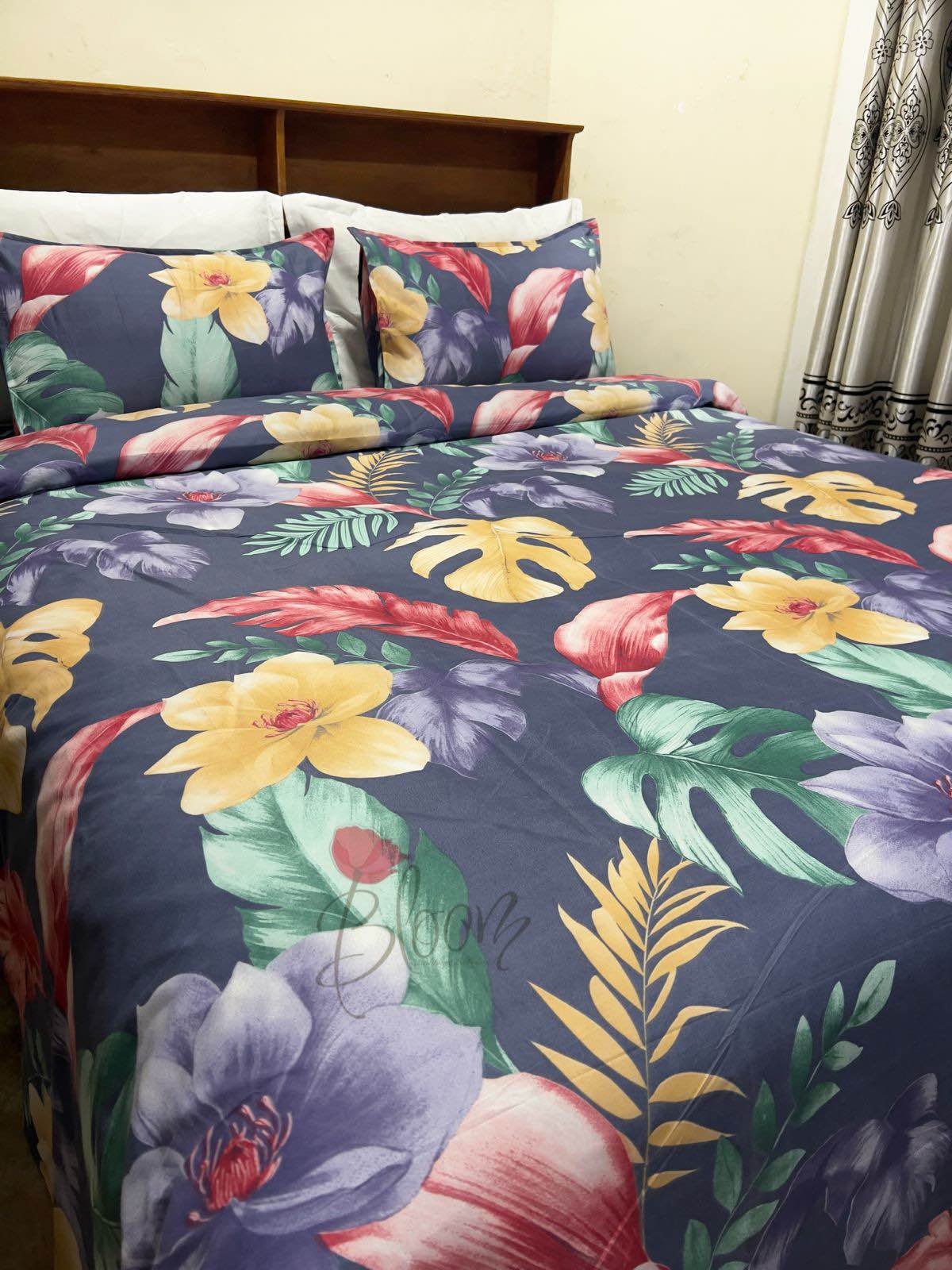 MOROCCAN BOHO BEDSHEET WITH TWO PILLOW COVERS