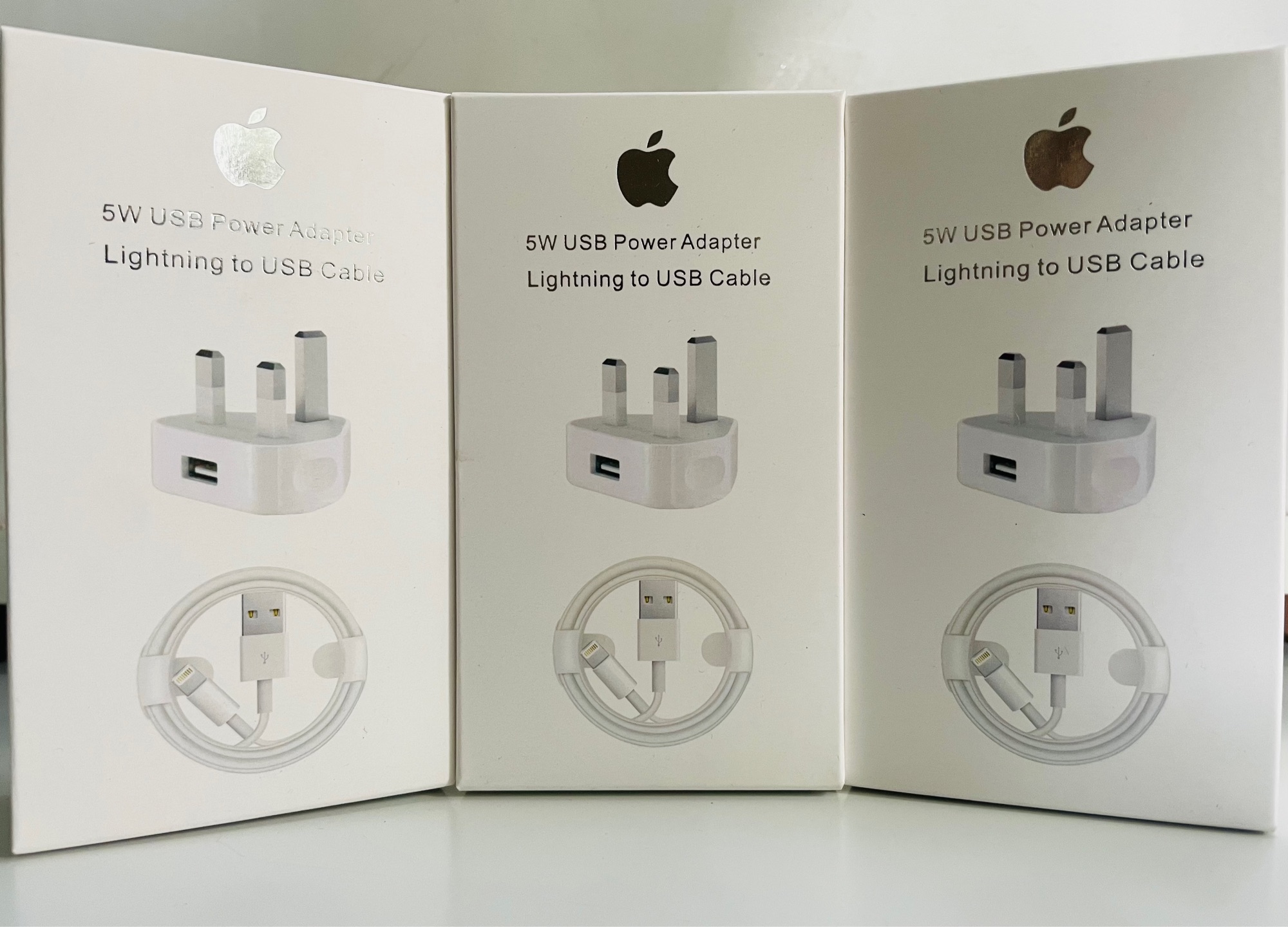 iPhone X High Quality Charger 5W USB Power Adapter Lightning to USB Cable. 
