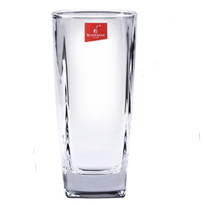 6 PIECE GLASS SET. DRINKING GLASS. BOTTOM SQUARE SHAPE. 