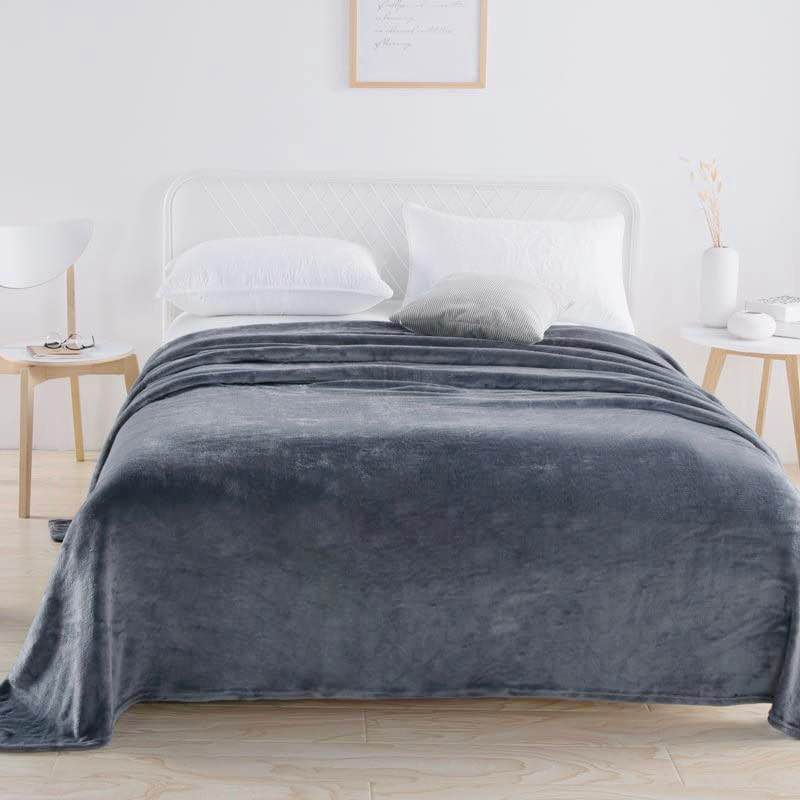 Fleece new trendy blanket throw cozy soft king size. 