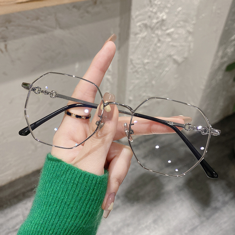 Classic Blue Light Blocking Women Glasses Frame Fashion Metal Spring Hinge Eyewear Optical Prescription Eyeglasses Frames. 